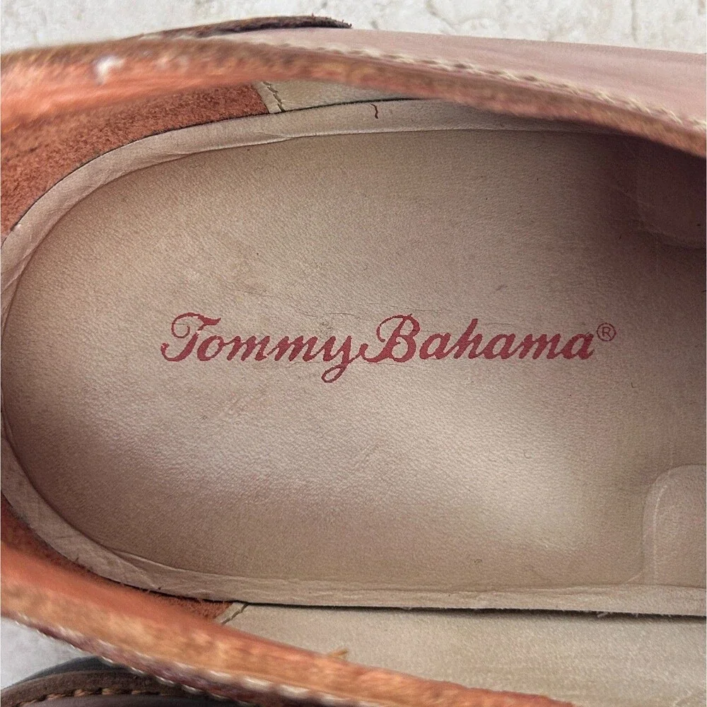 Tommy Bahama Eaton Loafers Mens 9 Brown Leather Shoes Slip On Stretch Preppy
